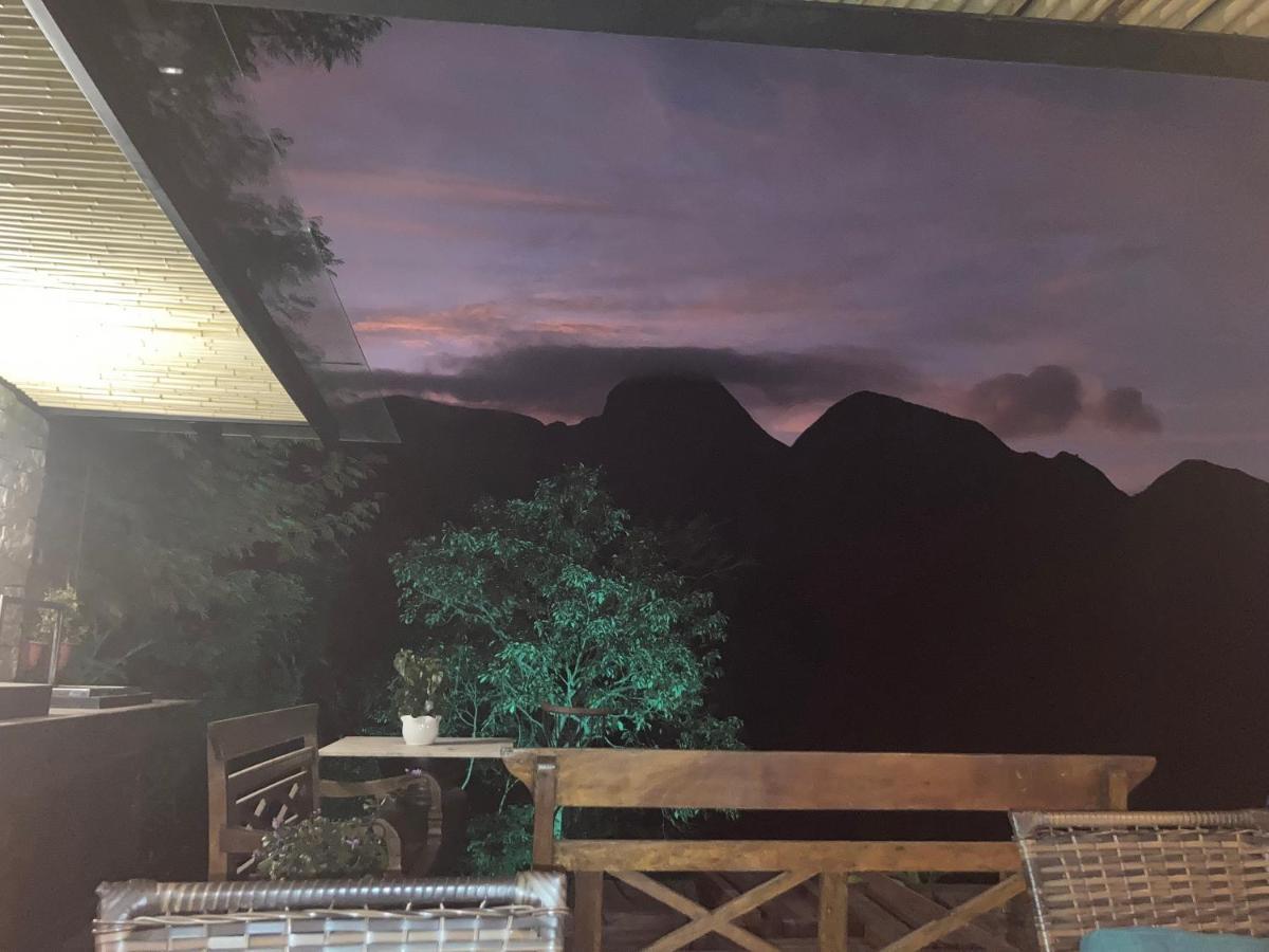 O Chalé mais bucólico de Araras. Vista linda Exterior foto